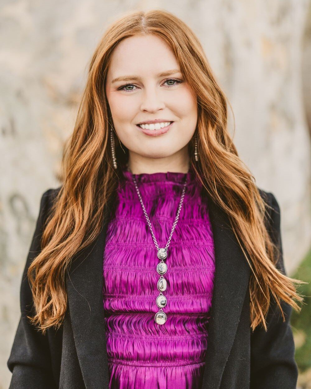 Lindey Decker Headshot